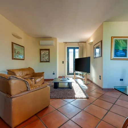 Le Dimore Di Elia Daire Lecce